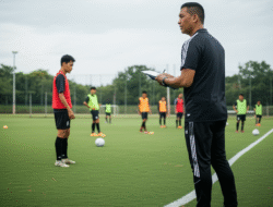 Analisis Peran Pelatih dalam Meningkatkan Motivasi Atlet Sepak Bola